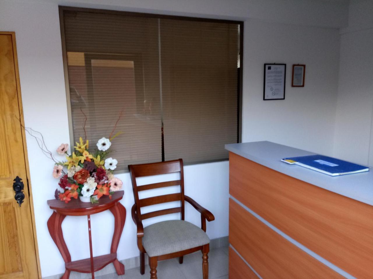 Hotel Casa Huespedes Angoba Arica Exterior foto